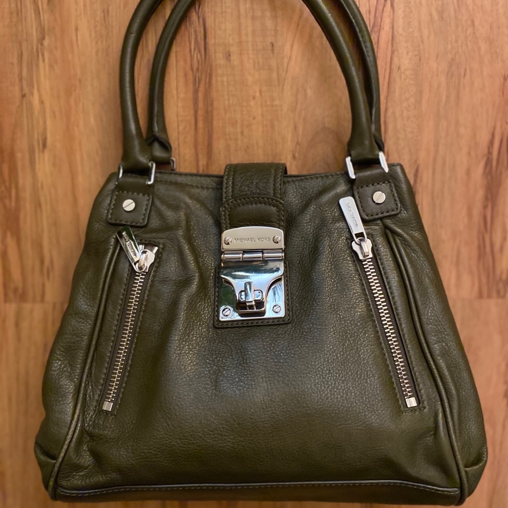 🌺Final Price w/Free Shipping🌺MICHAEL BY MICHAEL KORS (Dust Bag Added)